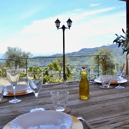 Il Primo Poggio - Sea View, Mini Pool, 4 Bdr Villa Rapallo