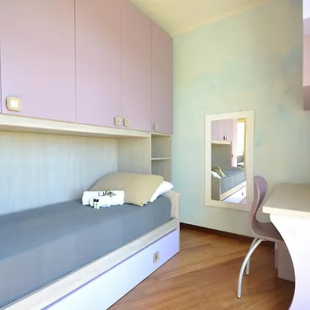 Il Primo Poggio - Sea View, Mini Pool, 4 Bdr Villa